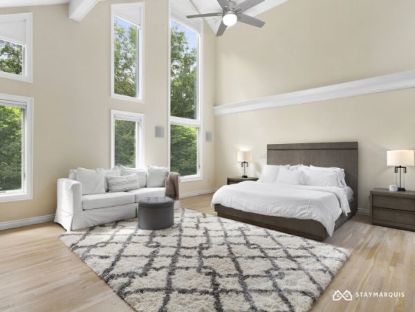 Hamptons Home 1020401