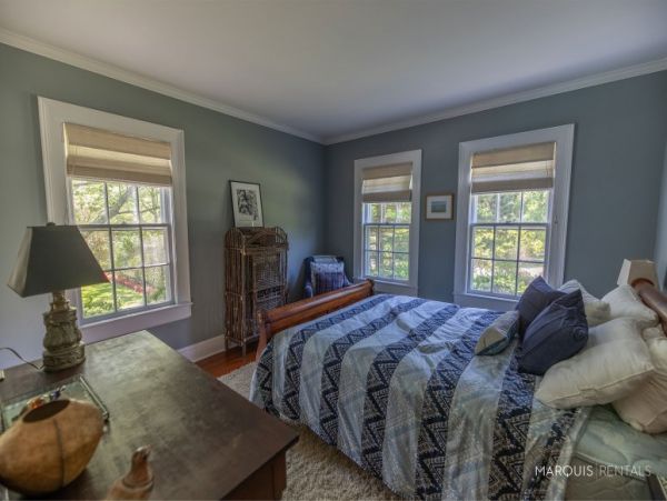 Hamptons Home 1020403