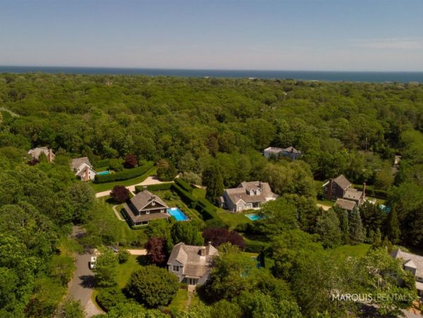 Hamptons Home 1020403