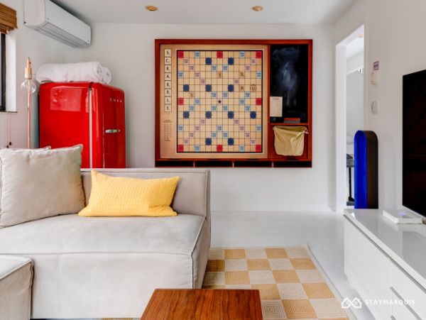 Hamptons Home 1020404