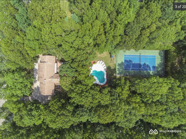 Hamptons Home 1020405