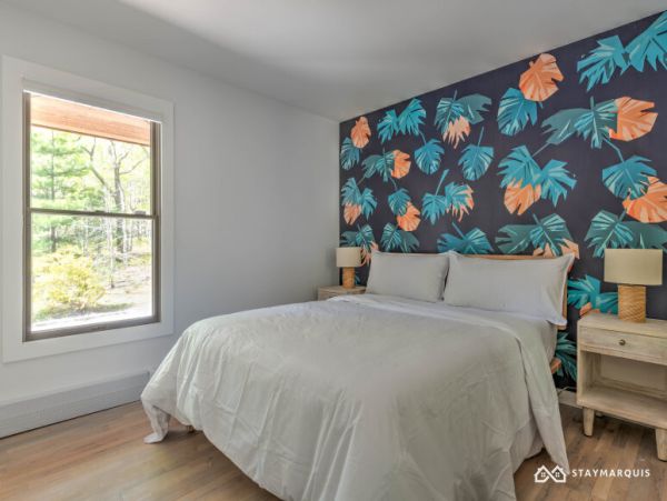 Hamptons Home 1020405