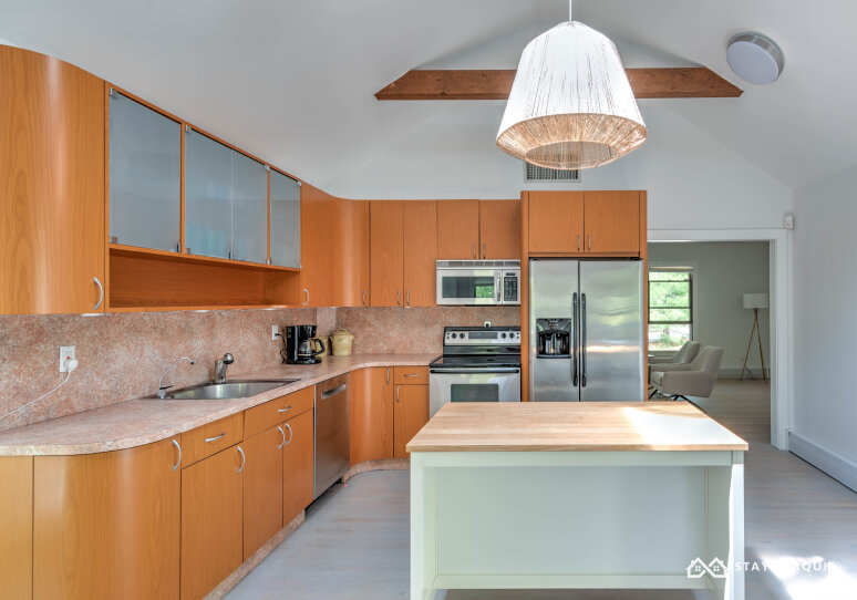 Hamptons Home 1020405