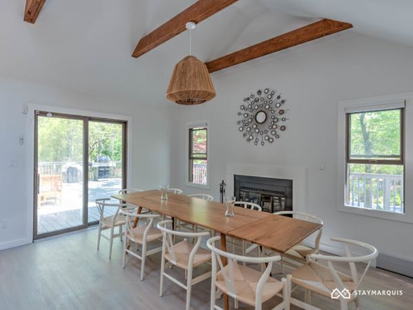 Hamptons Home 1020405