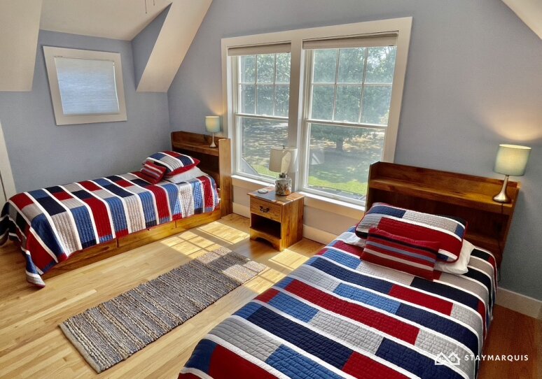 Hamptons Home 1020406
