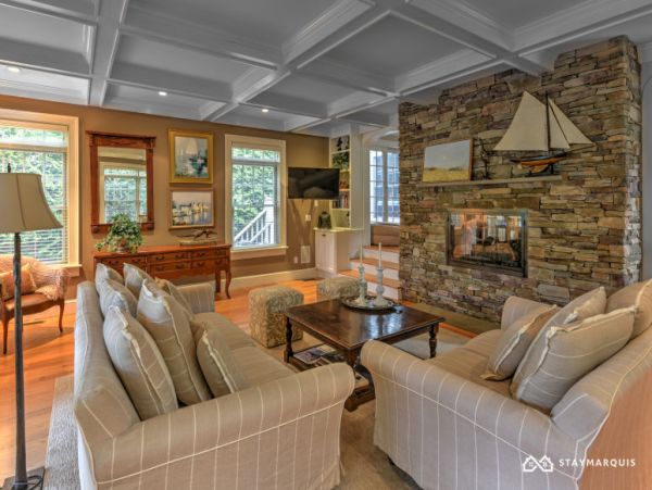 Hamptons Home 1020407