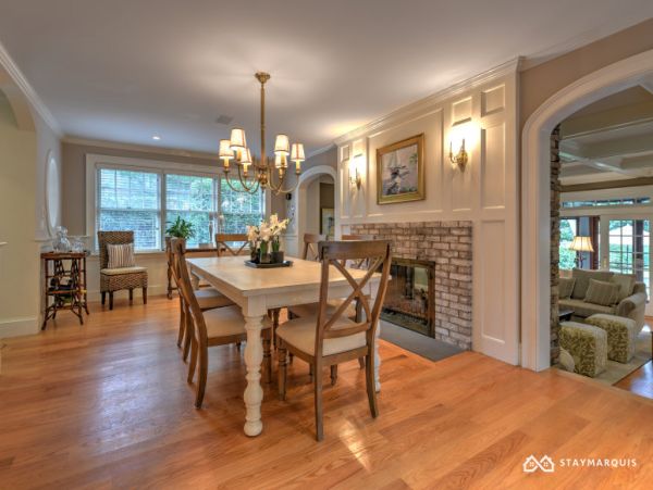Hamptons Home 1020407