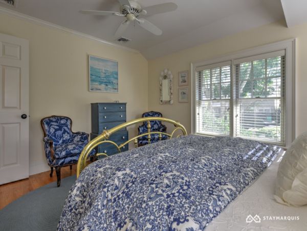 Hamptons Home 1020407