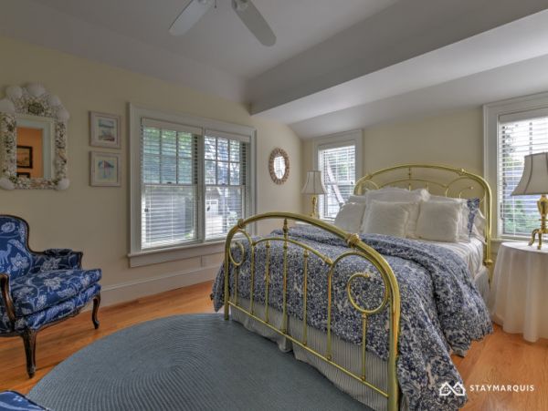 Hamptons Home 1020407