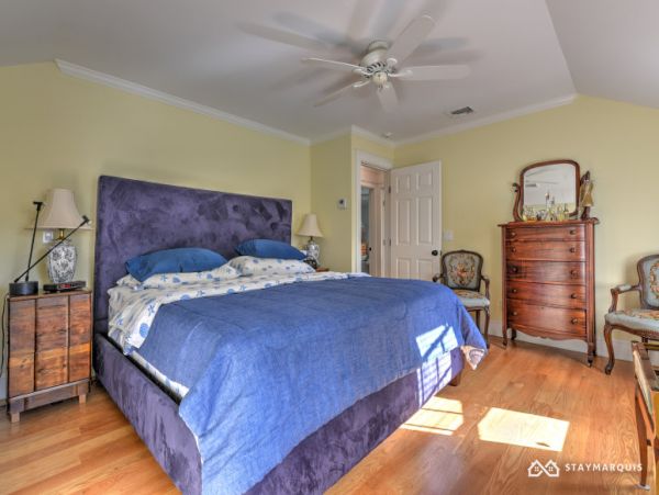 Hamptons Home 1020407