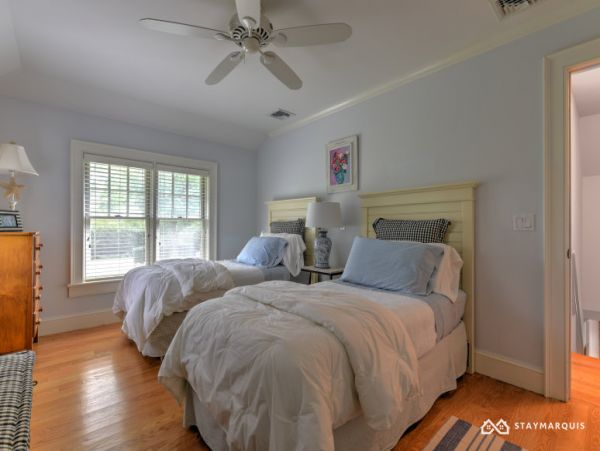Hamptons Home 1020407