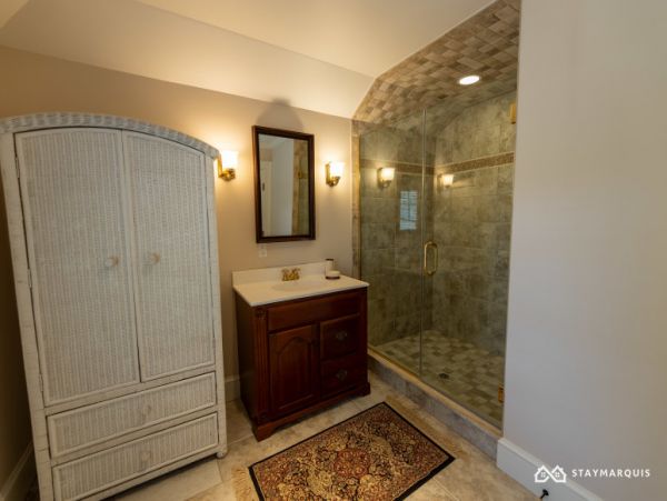 Hamptons Home 1020407