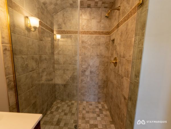 Hamptons Home 1020407