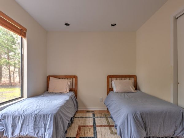 Westhamptons Beach Four Bedroom Vacation Home