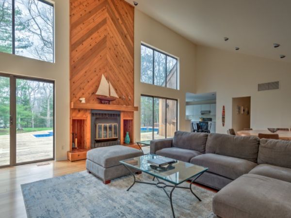 Westhamptons Beach Four Bedroom Vacation Home