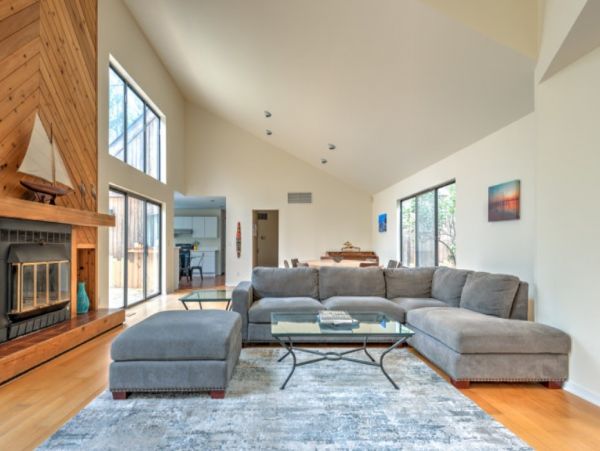 Westhamptons Beach Four Bedroom Vacation Home
