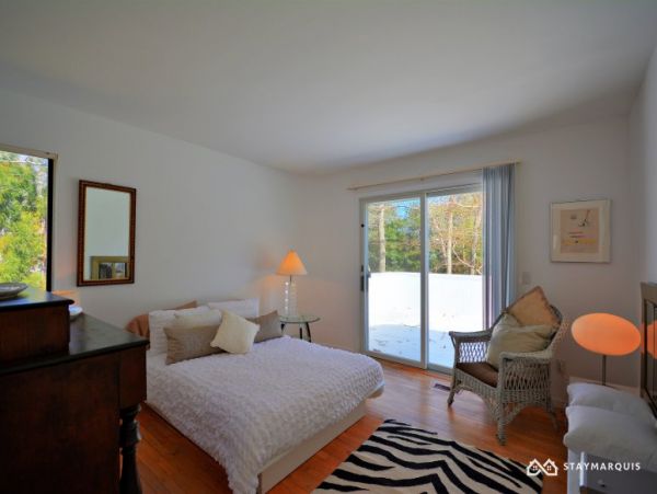Hamptons Home 1020409