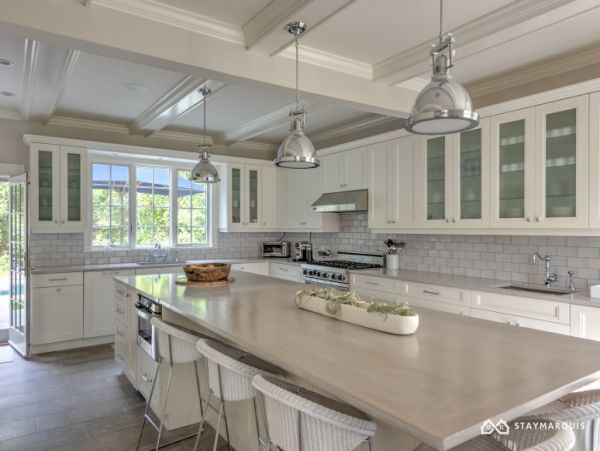 Hamptons Home 1020410
