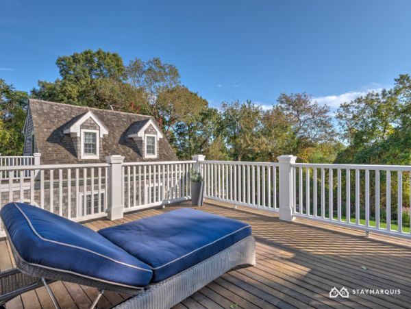 Hamptons Home 1020410