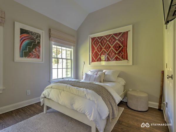 Hamptons Home 1020410