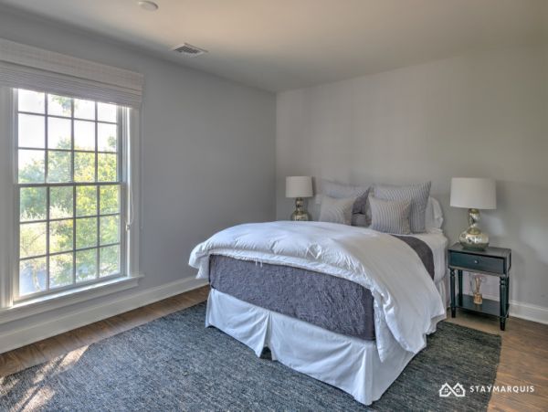 Hamptons Home 1020410