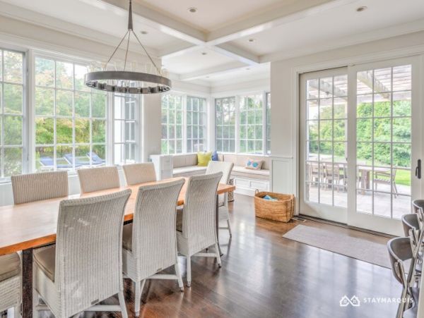 Hamptons Home 1020411