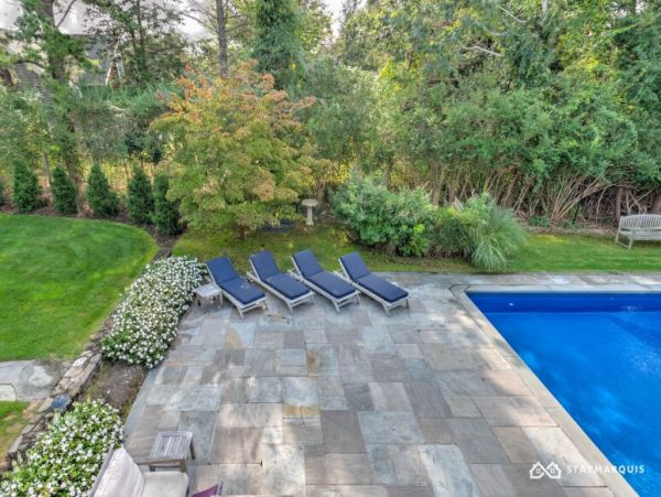 Hamptons Home 1020411