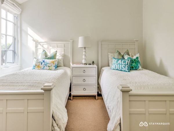 Hamptons Home 1020411