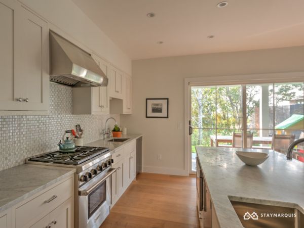 Hamptons Home 1020412