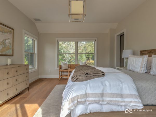 Hamptons Home 1020412