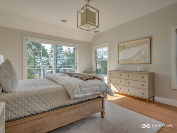 Hamptons Home 1020412