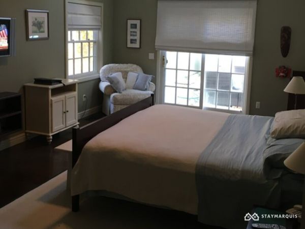 Hamptons Home 1020413