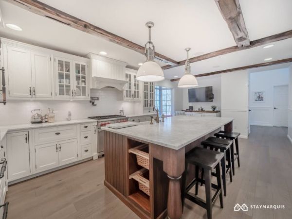 Hamptons Home 1020414