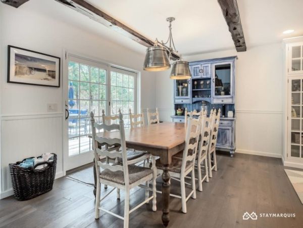 Hamptons Home 1020414
