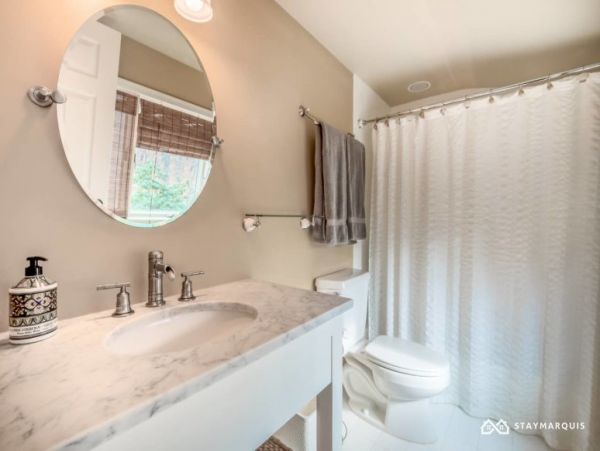 Hamptons Home 1020414