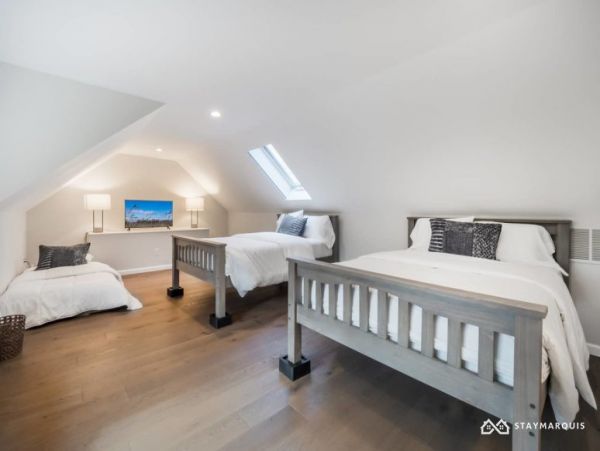 Hamptons Home 1020414