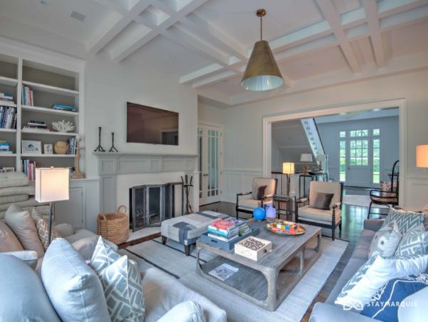 Hamptons Home 1020415