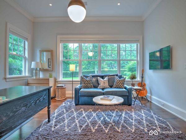 Hamptons Home 1020415