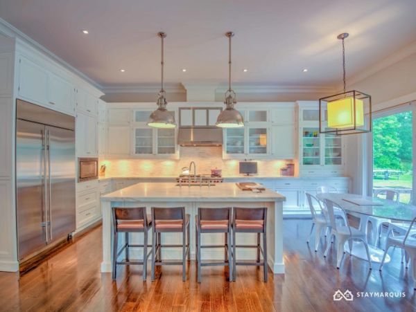 Hamptons Home 1020415