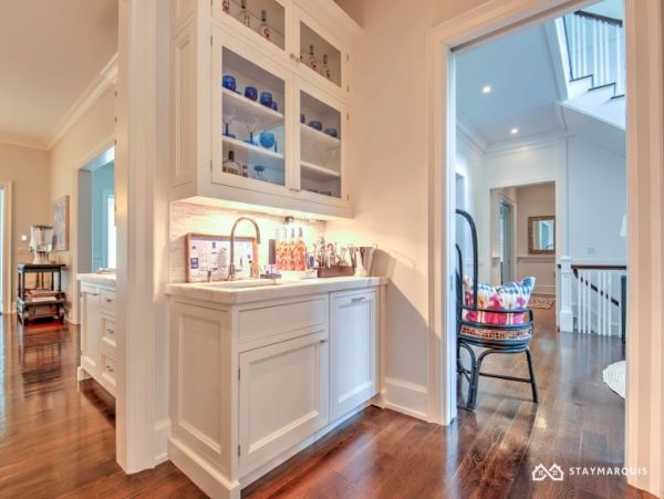 Hamptons Home 1020415