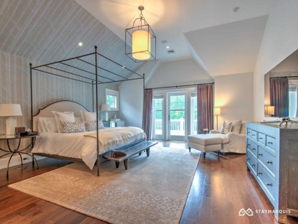 Hamptons Home 1020415