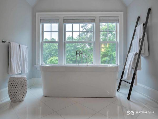 Hamptons Home 1020415