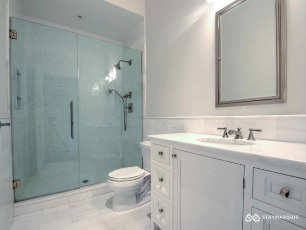 Hamptons Home 1020415