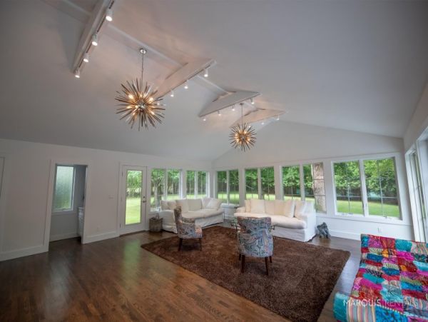 Hamptons Home 1020416