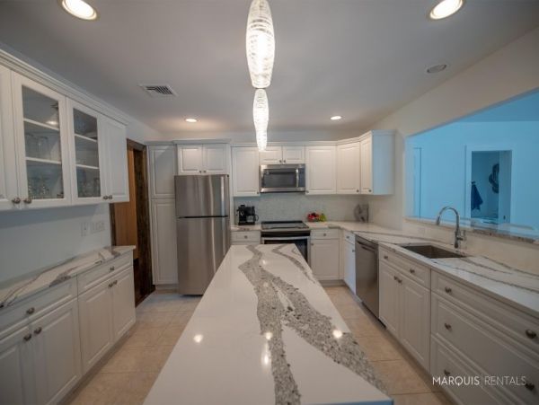 Hamptons Home 1020416