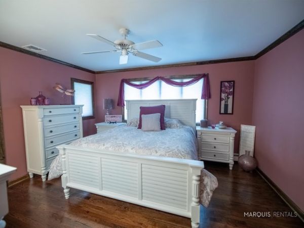 Hamptons Home 1020416