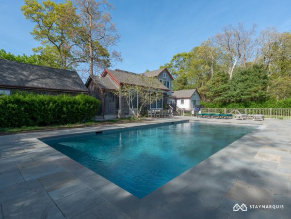 Hamptons Home 1020418