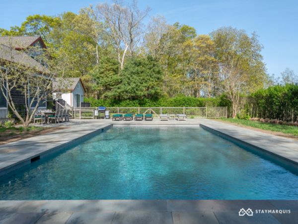 Hamptons Home 1020418