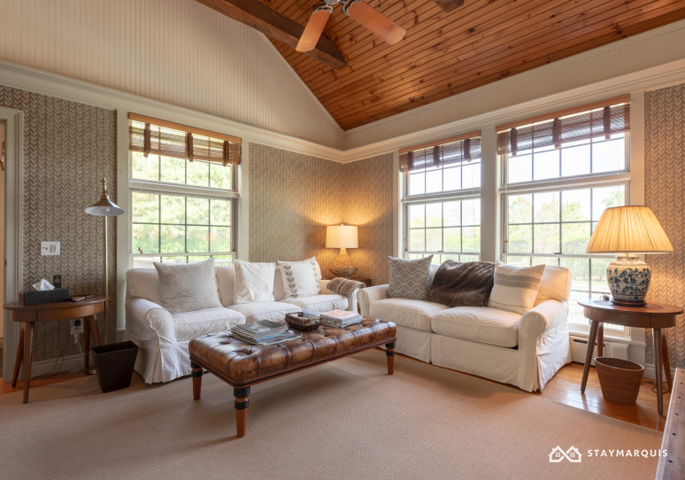 Hamptons Home 1020418