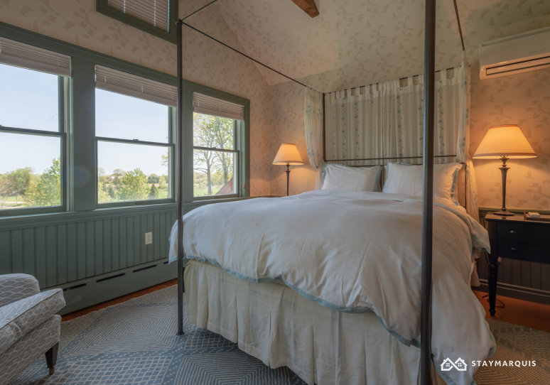 Hamptons Home 1020418